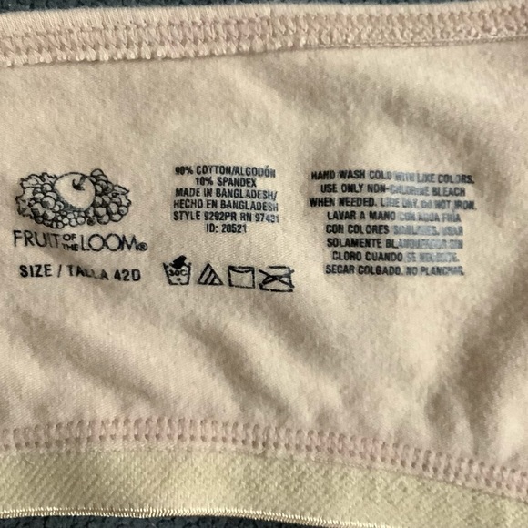 Plus size 42D bra - Picture 2 of 2